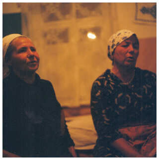 Nadiia Rozdabara, Nina Reva. Kriachkivka, 1999. Photo by Andre Erlen